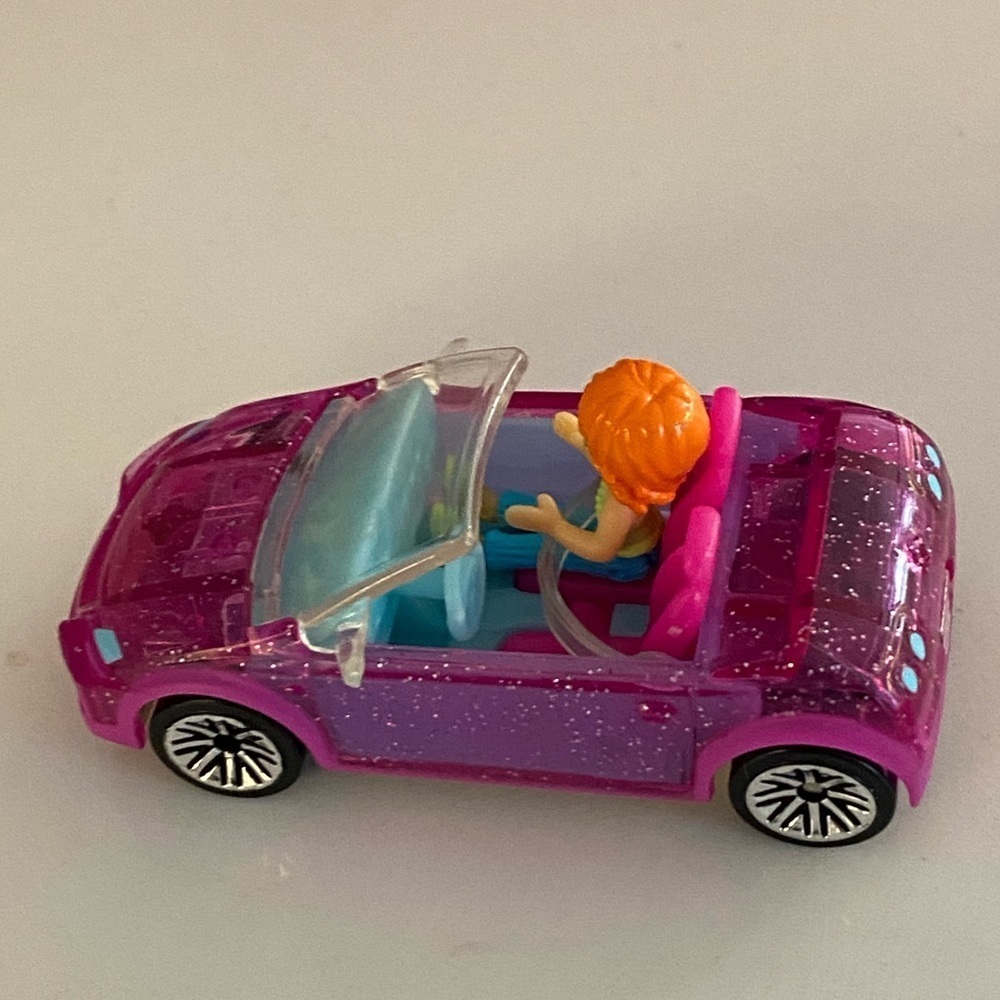 2007 Polly Pocket Wheels pink Mini Car w/mini 1.5” Polly doll Driving - Picture 15 of 16